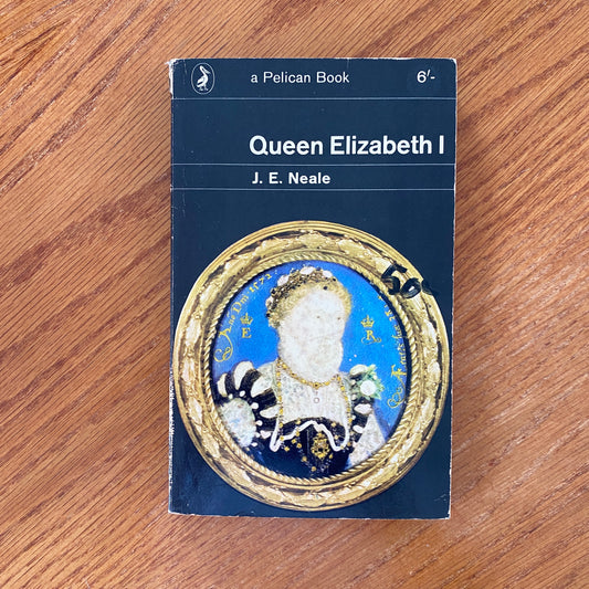 Queen Elizabeth I - J. E. Neale