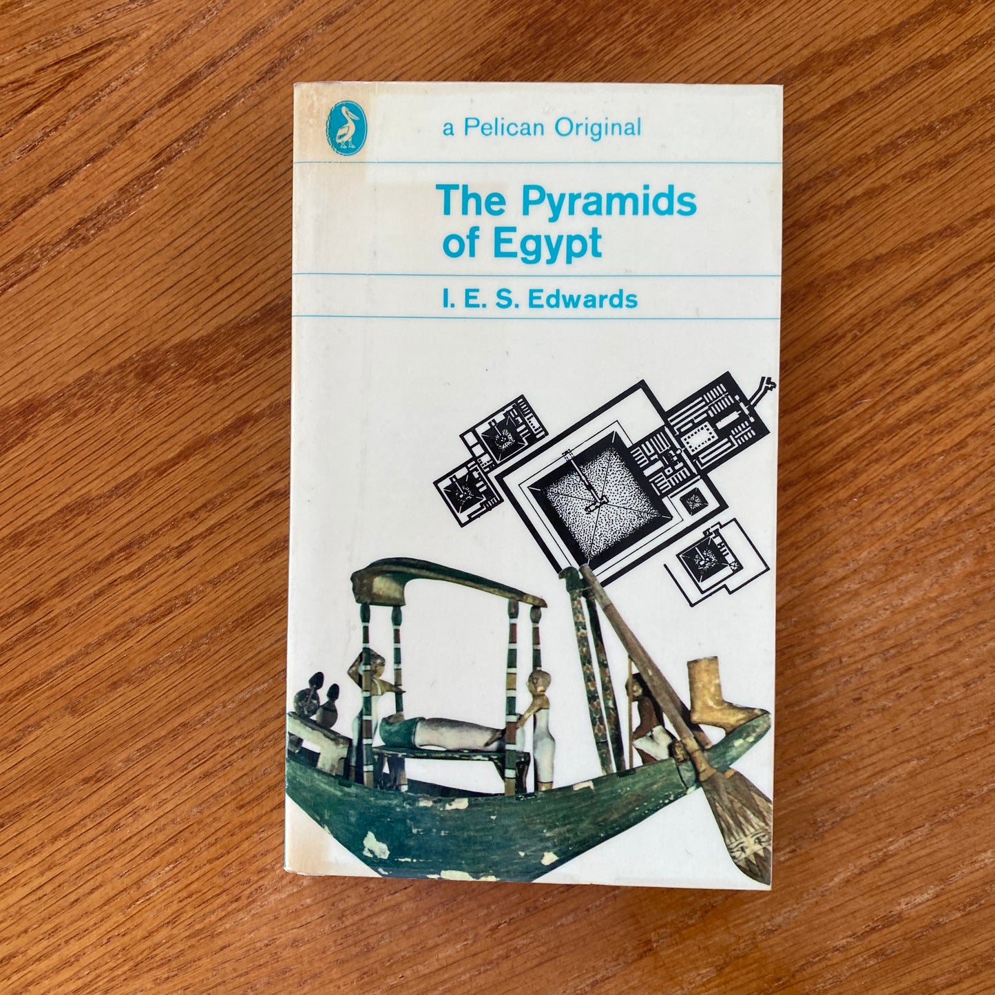 The Pyramids of Egypt - I. E. S. Edwards