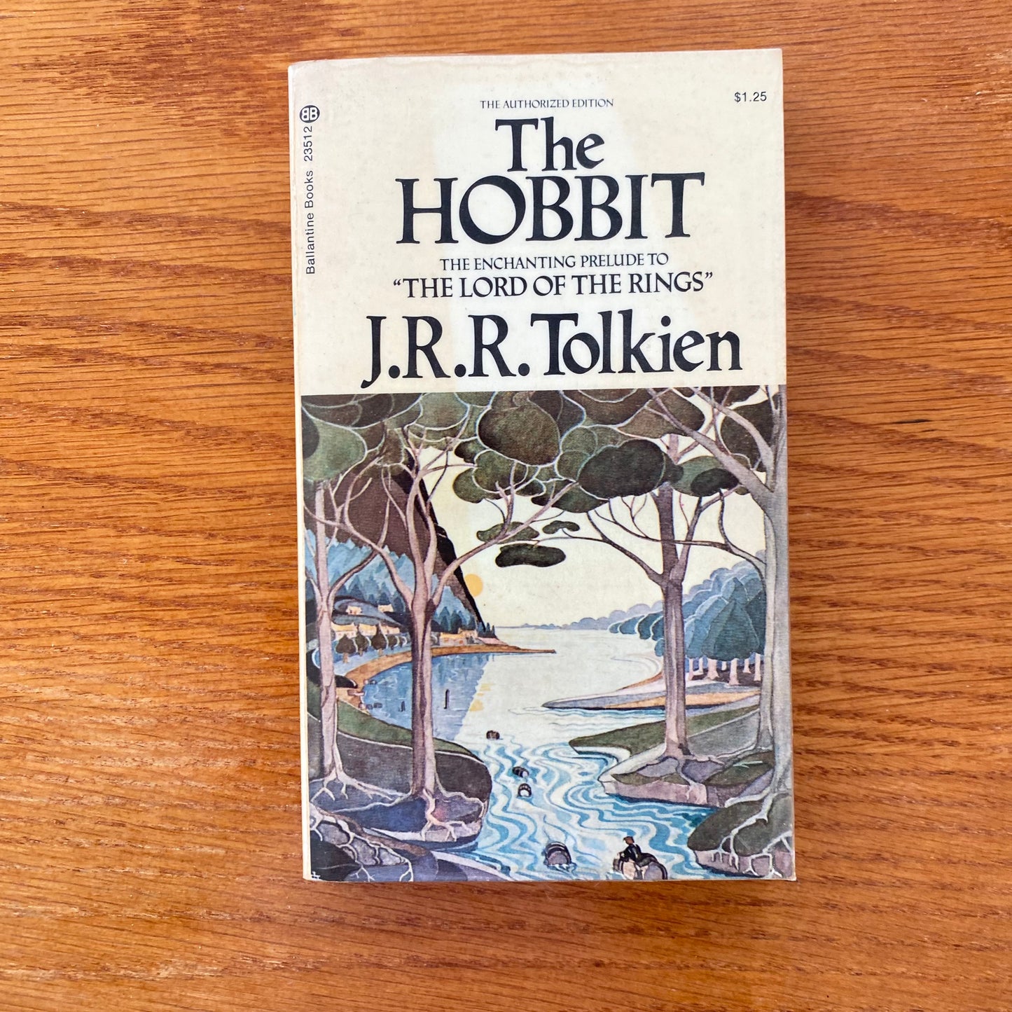 The Hobbit - J.R.R.Tolkien