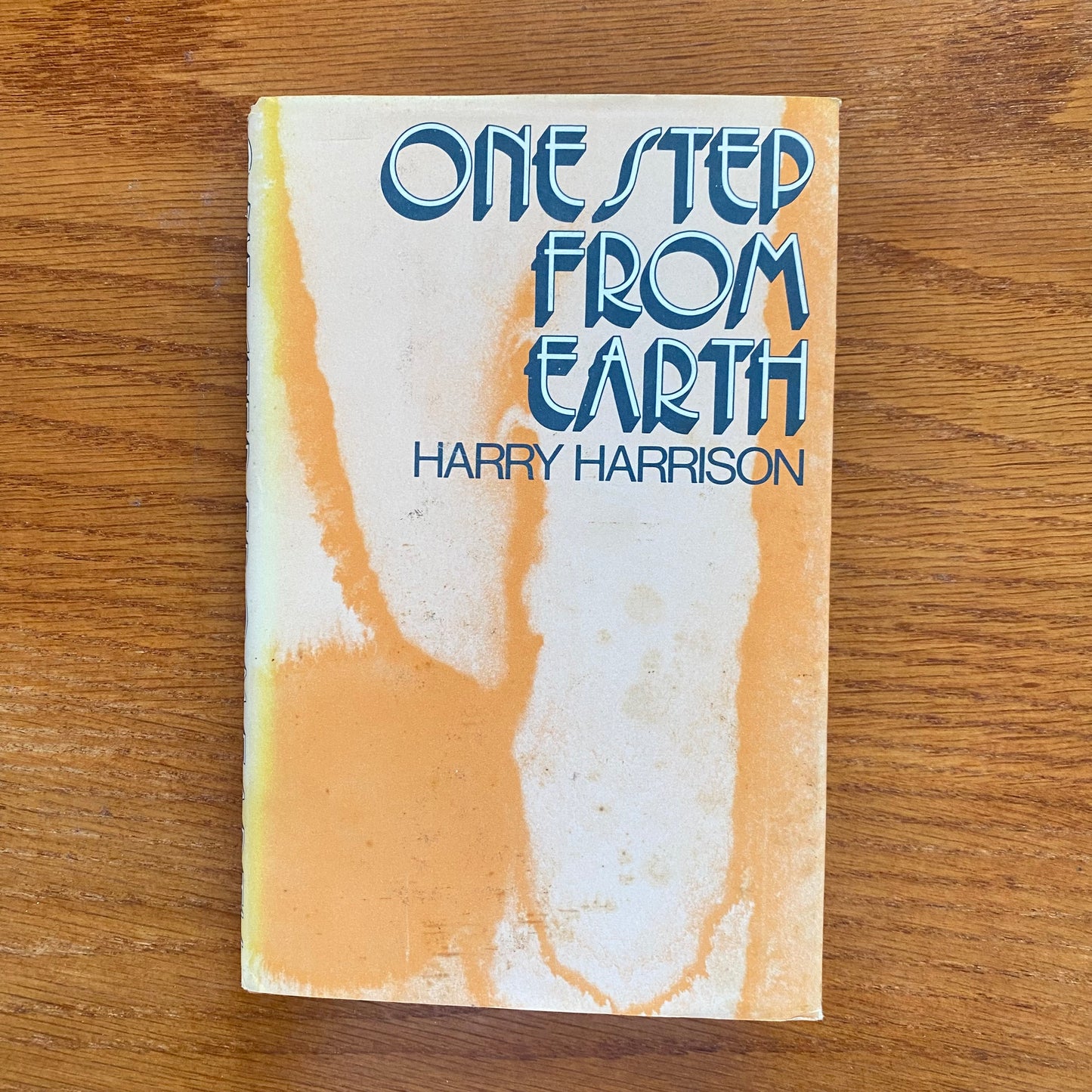 Harry Harrison - One Step From Earth