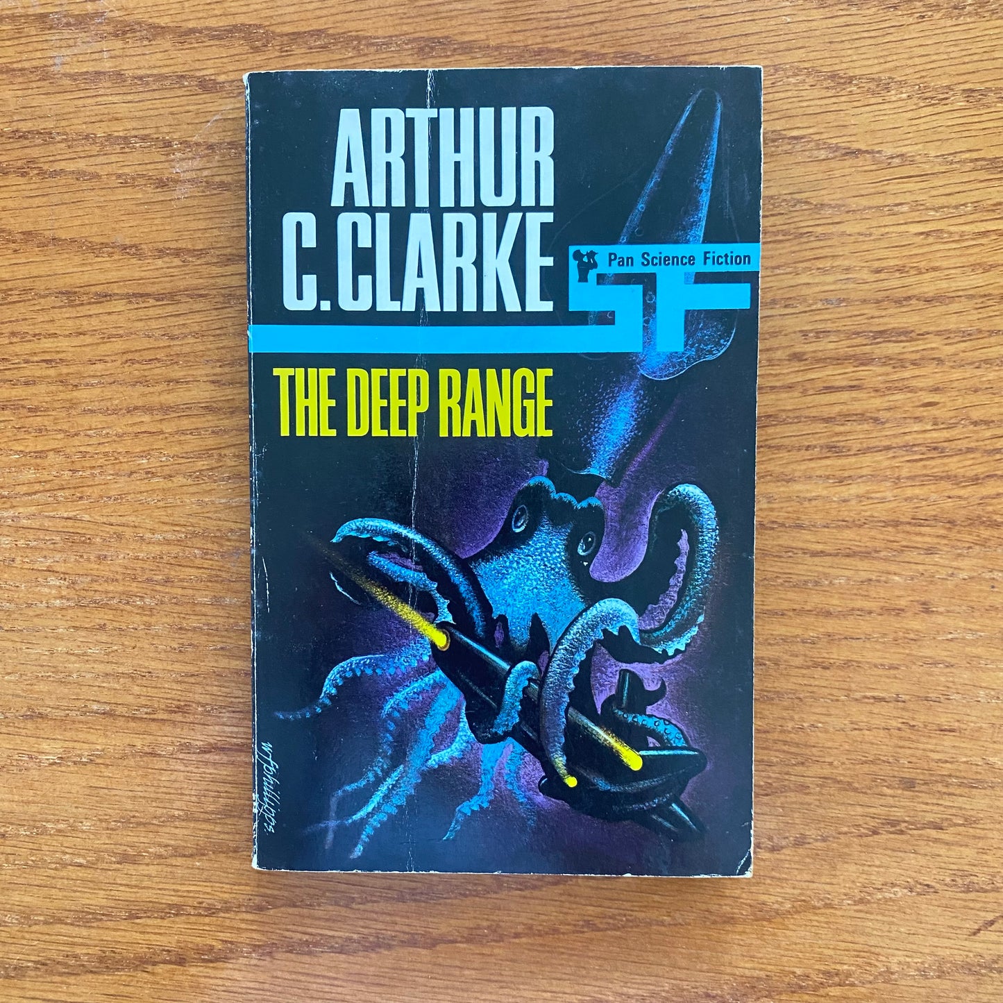 Arthur C. Clark - The Deep Range