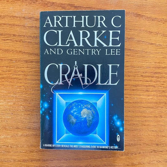 Arthur C. Clarke & Gentry Lee - Cradle