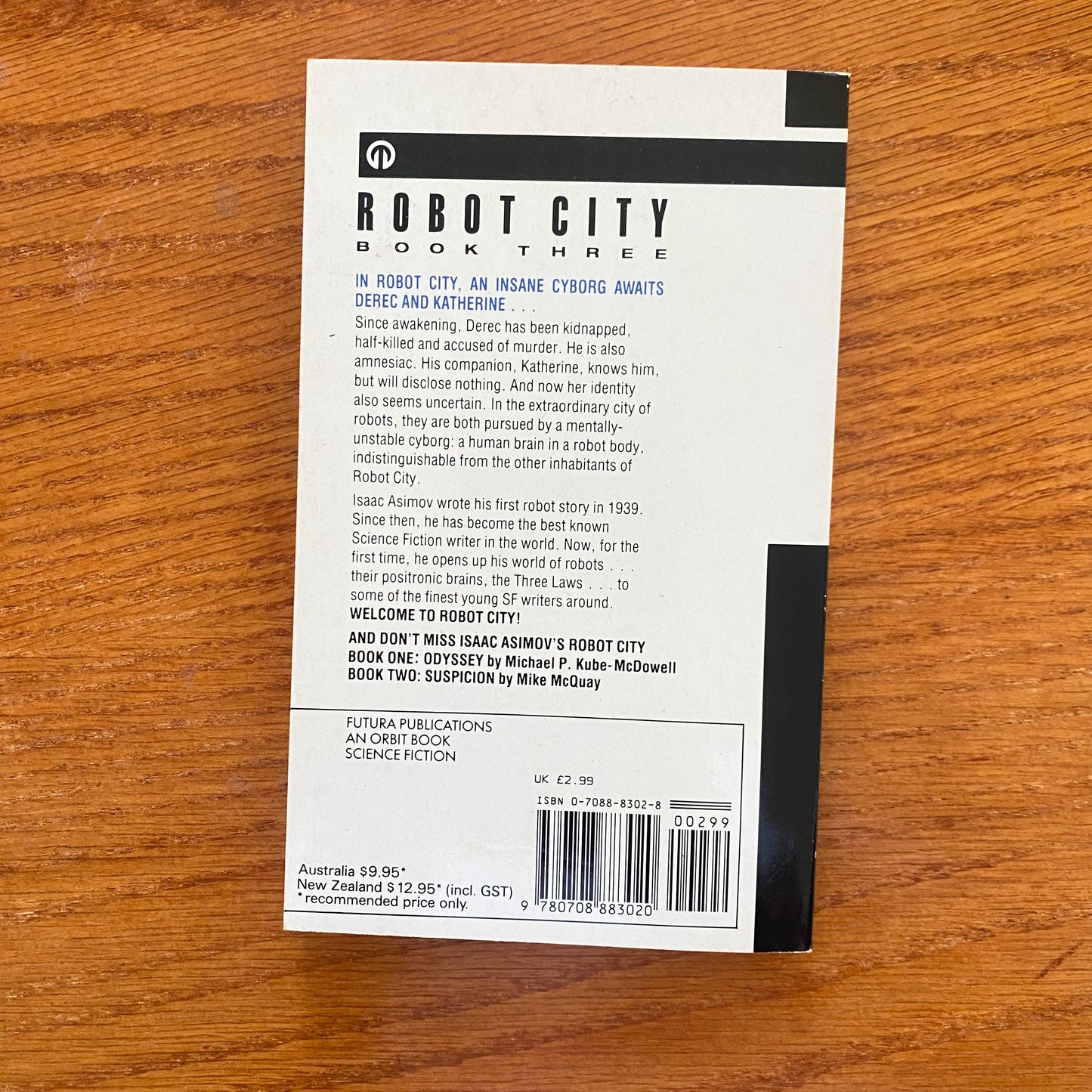 Isaac Asimov - Robot City: Book 3 Cyborg