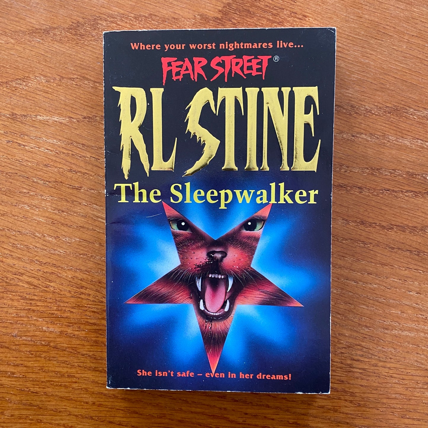 R.L Stine - Fear Street: The Sleepwalker