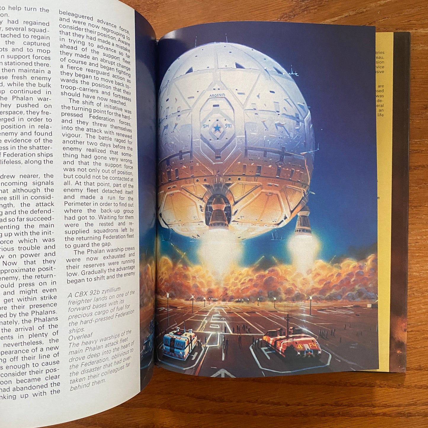 Worlds At War: An Illustrated study of interplanetary conflict - Steven Caldwell