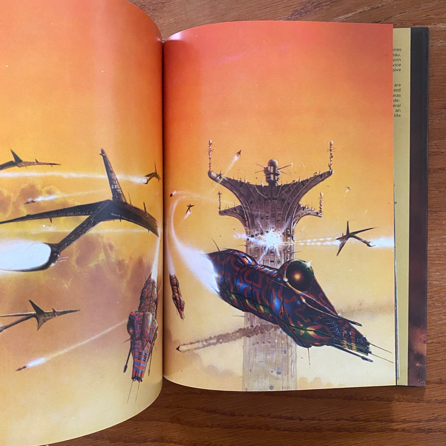 Worlds At War: An Illustrated study of interplanetary conflict - Steven Caldwell