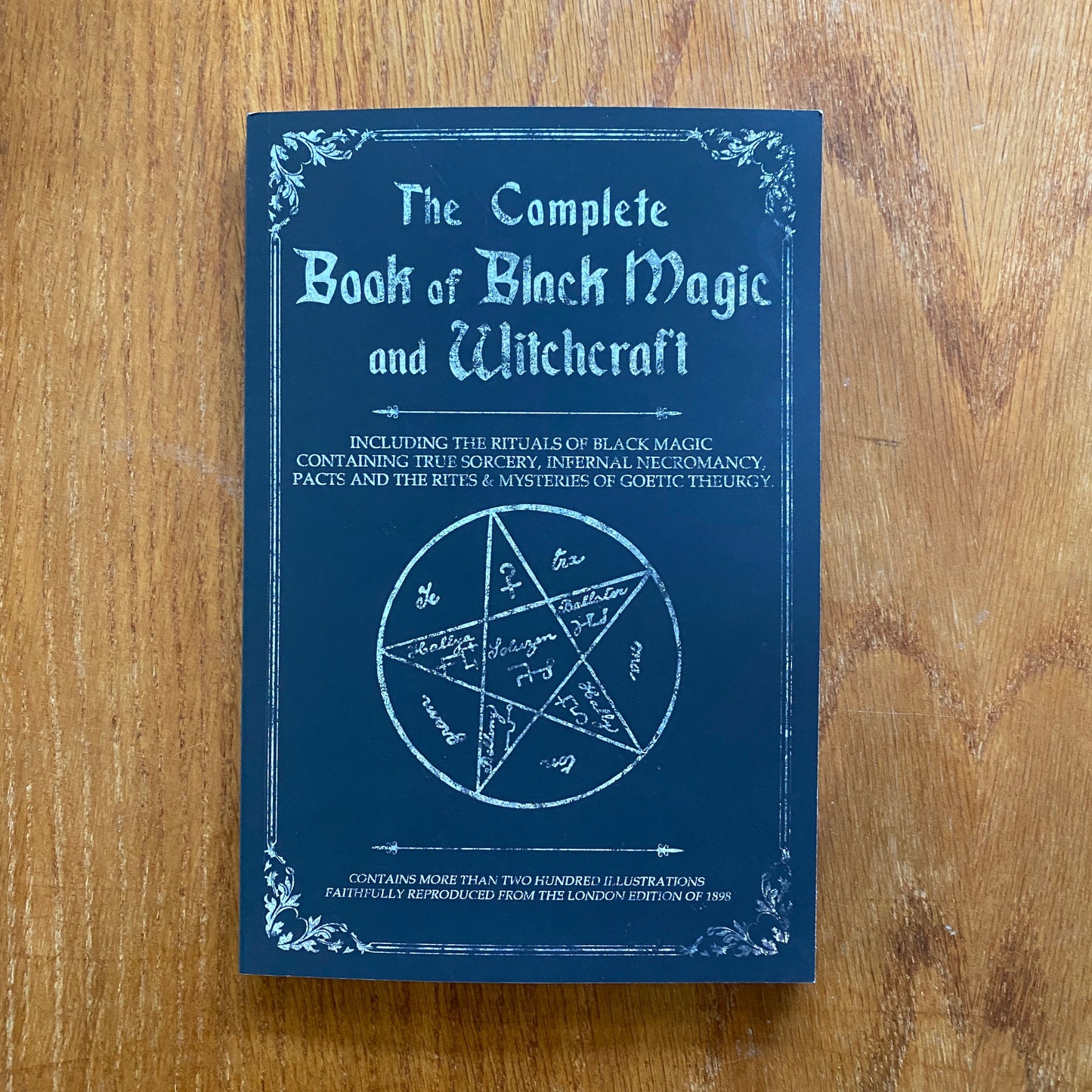 The Complete Book of Black Magic and Witchcraft: Including the rituals of Ceremonial Magic, Exorcism, True Sorcery and Infernal Necromancy Paperback – Shadow Books