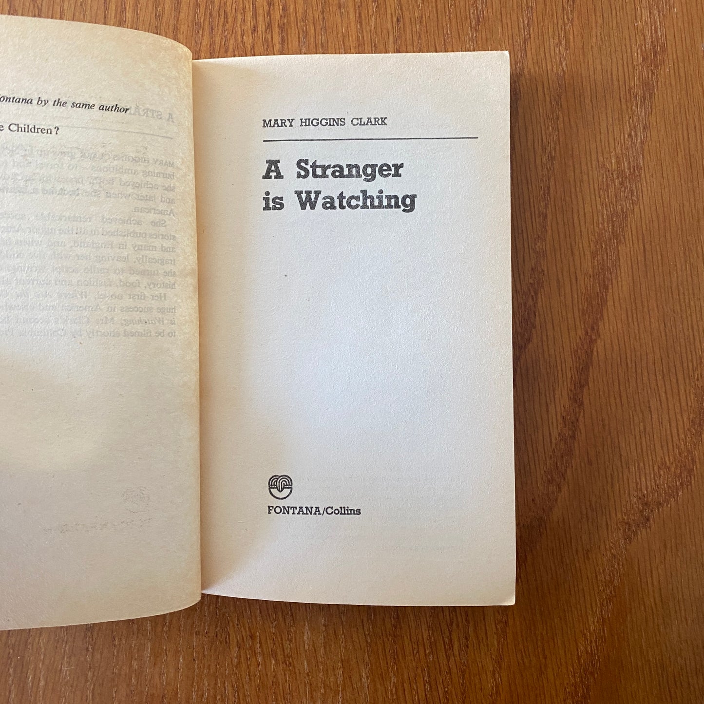 A Stranger Is Watching - Mary Higgins Clark