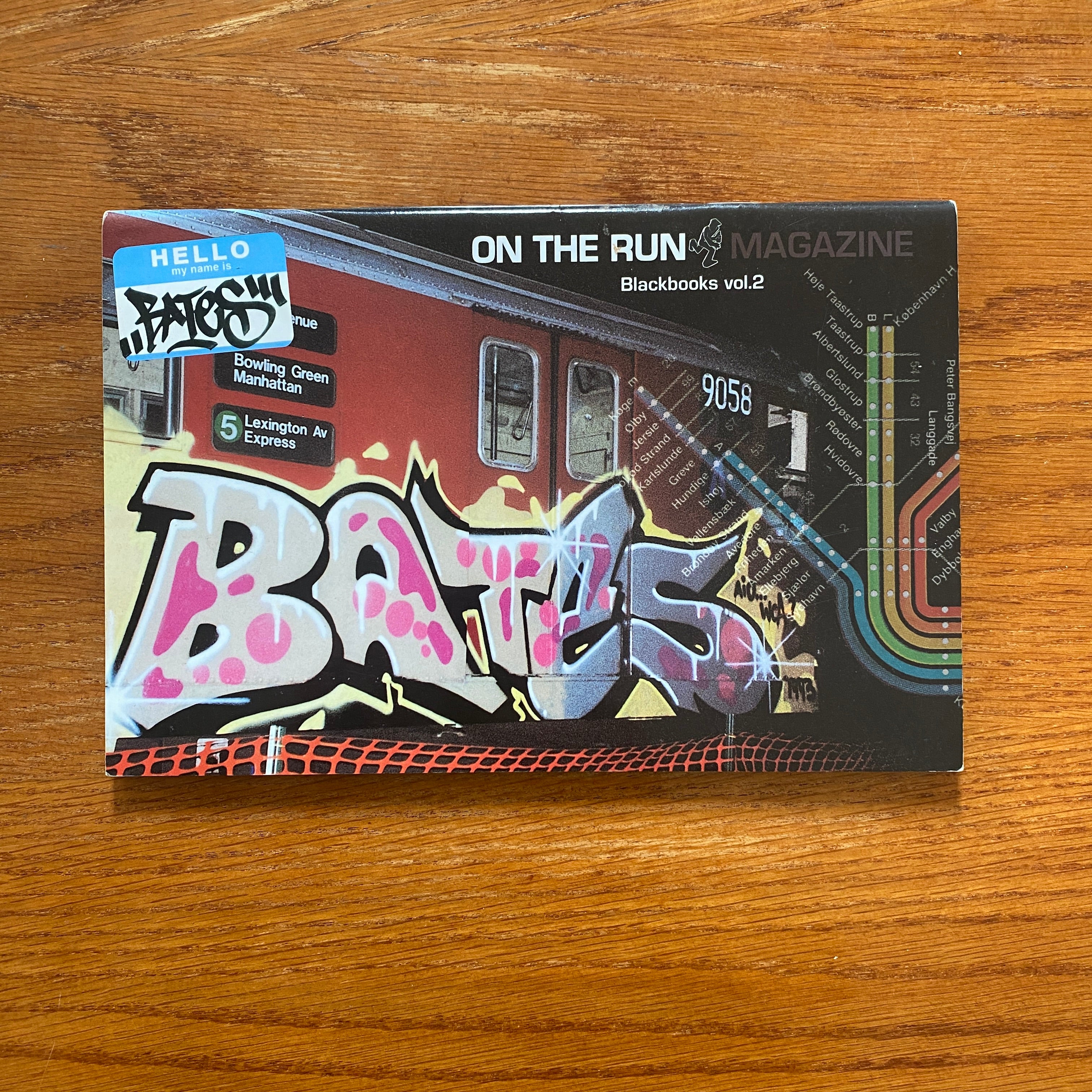 ON THE RUN 2 - BATES – Rumorbooks