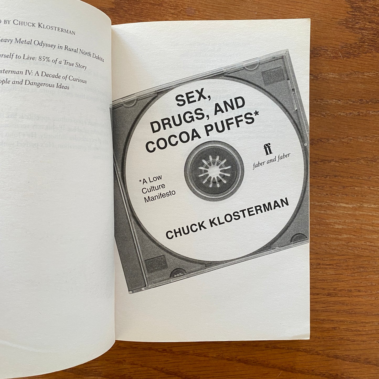 Sex Drugs and Cocoa Puffs - Chuck Klosterman