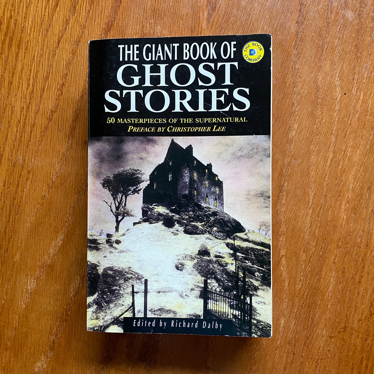 The Giant Book Of Ghost Stories - Richard Dalby